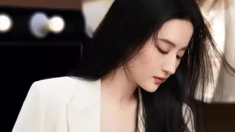 和平鸽50小时晚归事件